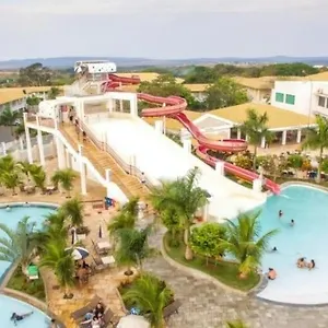 Nobrezafiori Turismo Lacqua Diroma Sem Roupas De Cama Banho E Refeicoes A Serem Contratadas Diretamente No Caldas Novas